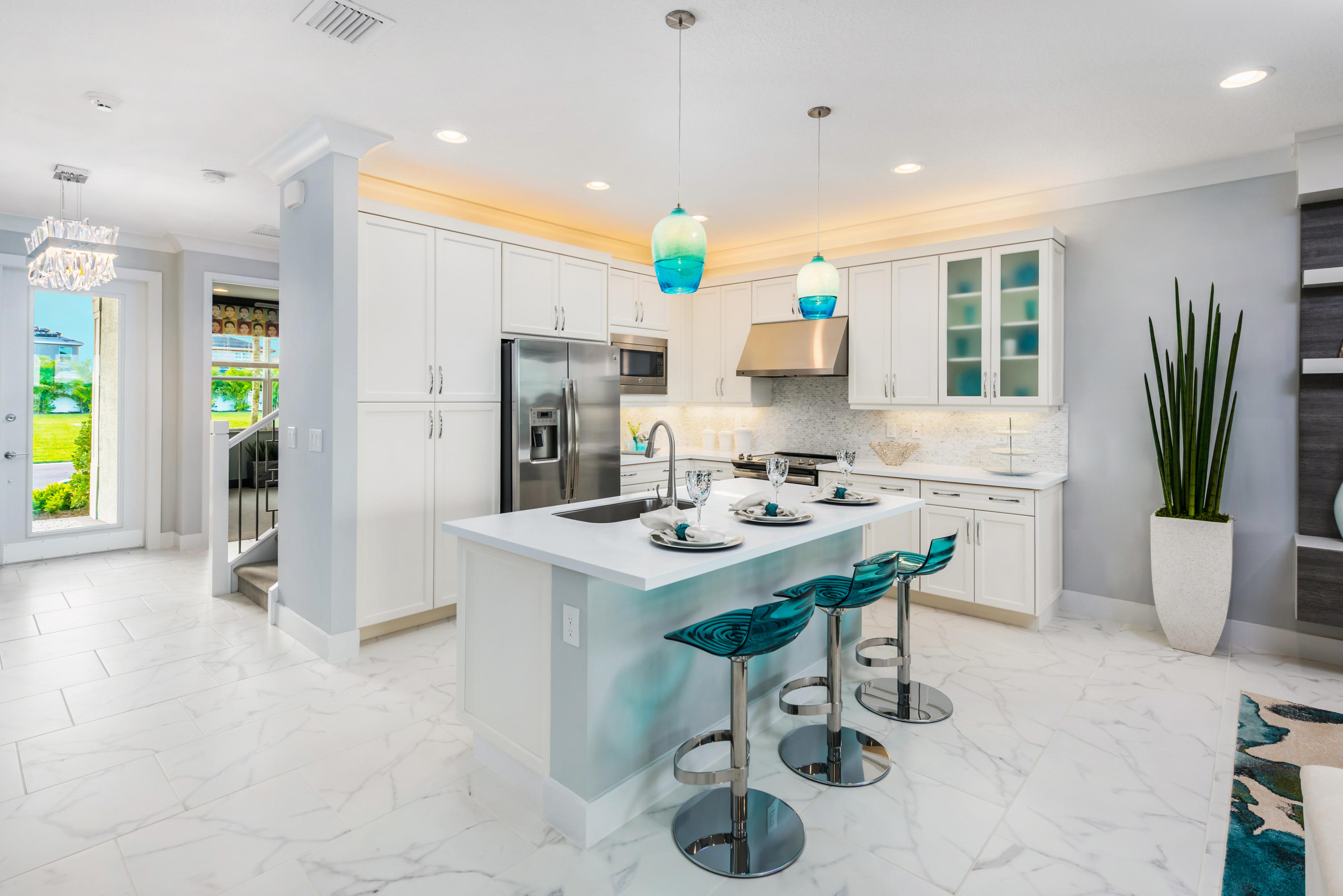 KITCHEN
