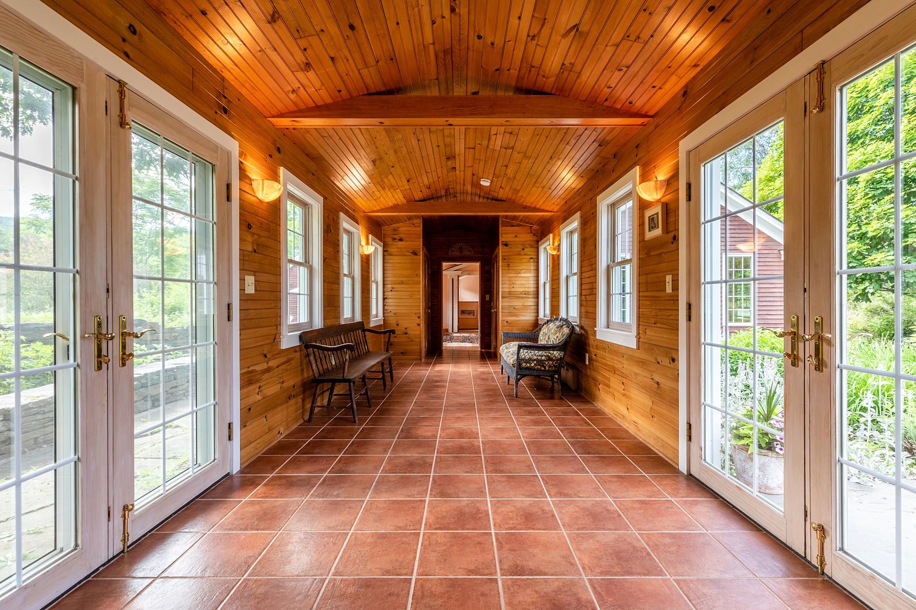 718 Montgomery Road Pownal, VT 05261 - Photo 15 of 40 Gallery Image 15