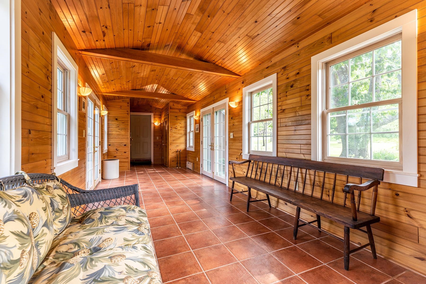 718 Montgomery Road Pownal, VT 05261 - Photo 16 of 40 Gallery Image 16