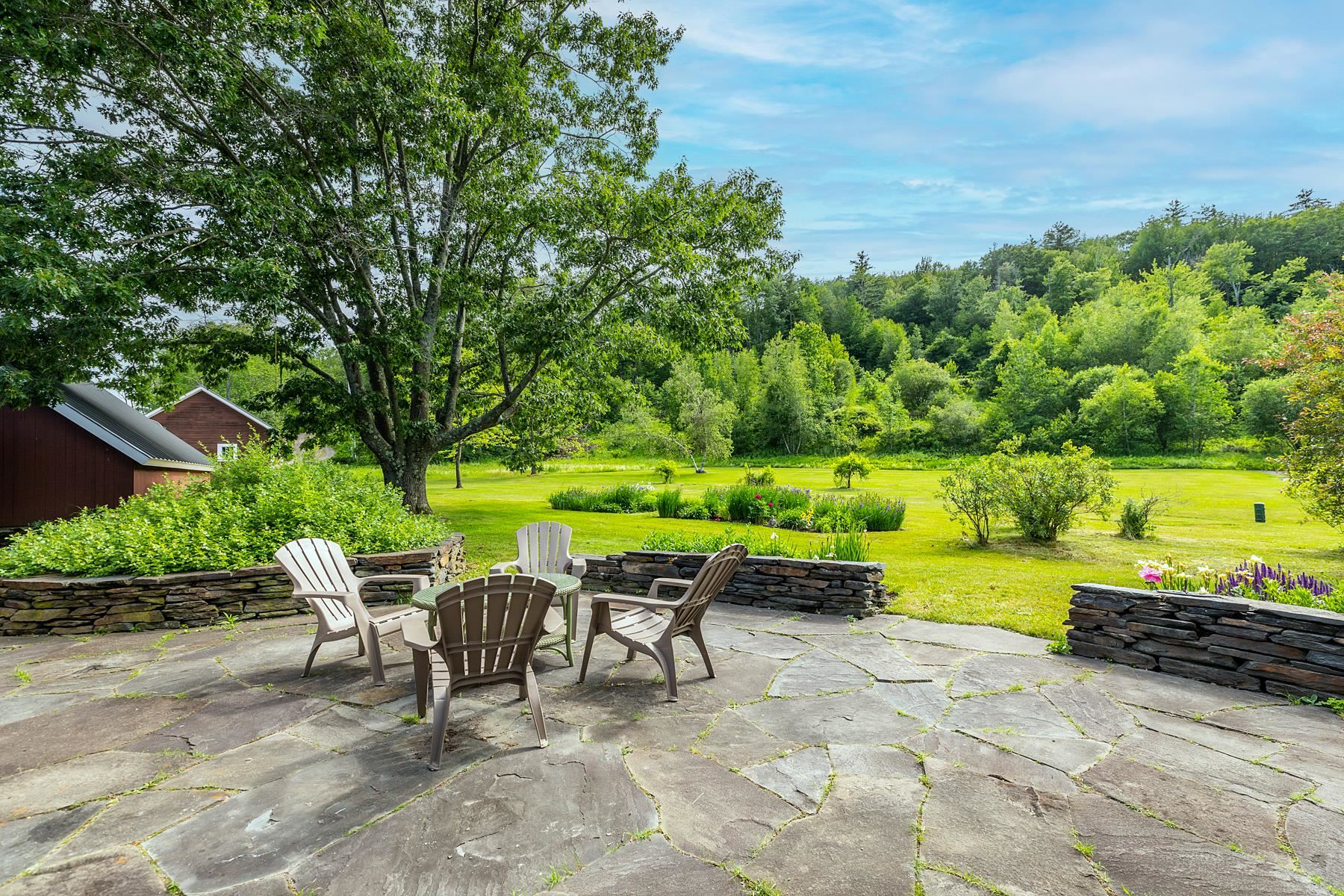 718 Montgomery Road Pownal, VT 05261 - Photo 31 of 40 Gallery Image 31