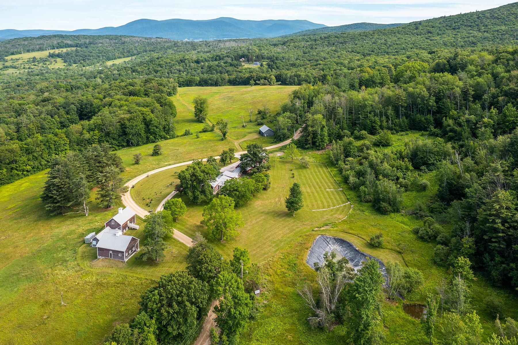 718 Montgomery Road Pownal, VT 05261 - Photo 34 of 40 Gallery Image 34