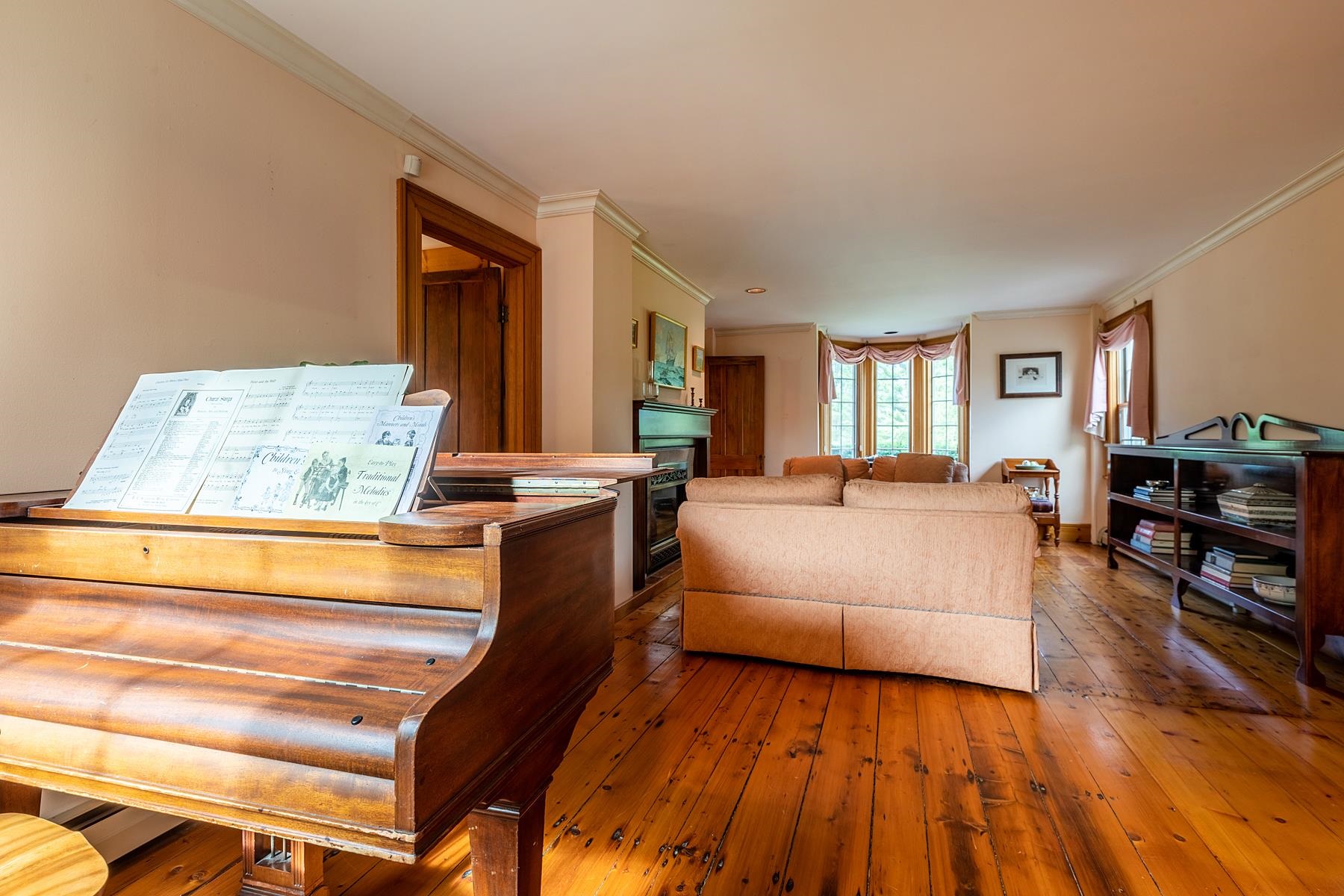Gallery Image 6
