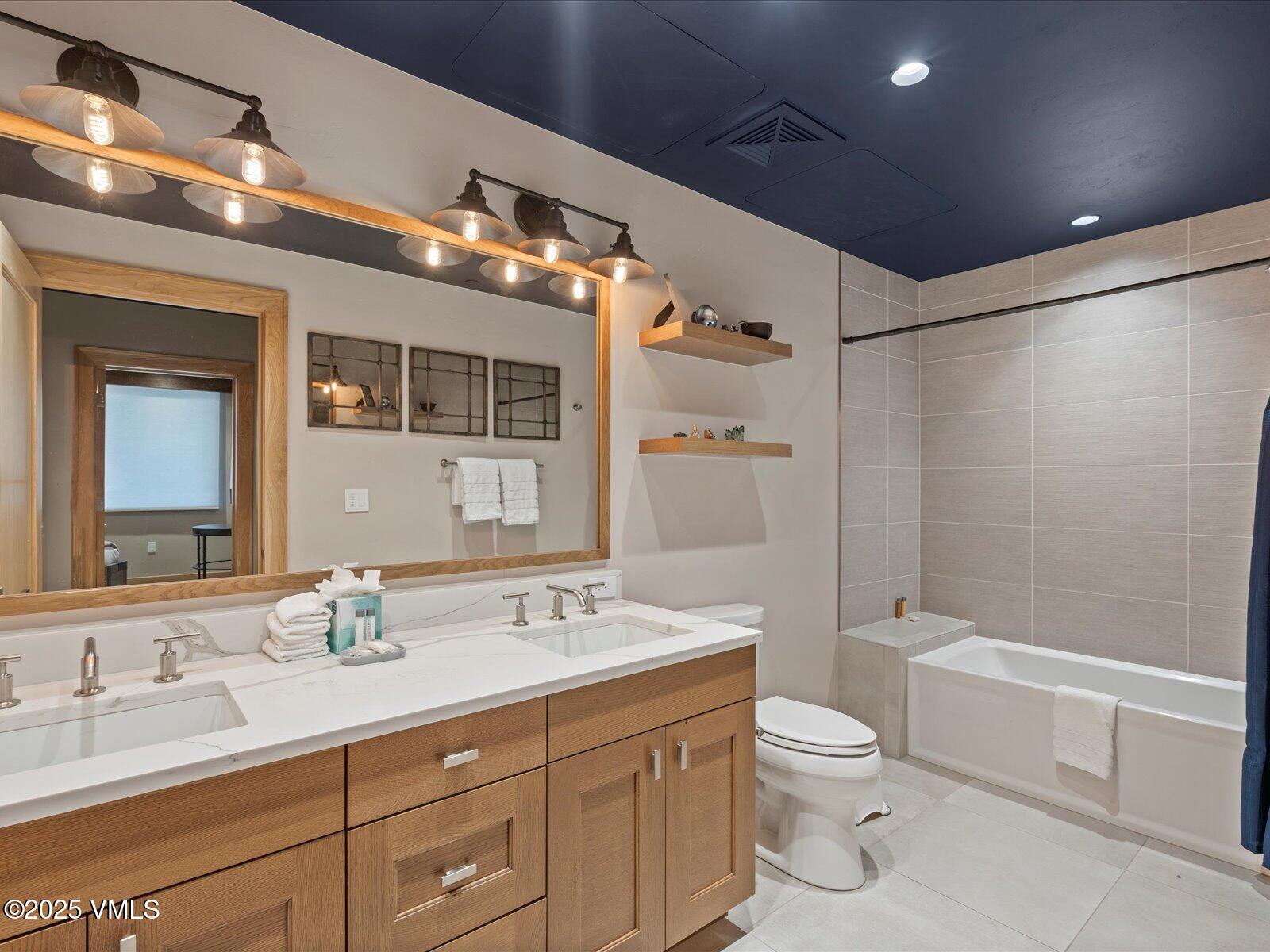 1 Waterfront Way, Unit 204 Avon, CO 81620 - Photo 26 of 38 31-DSC01258