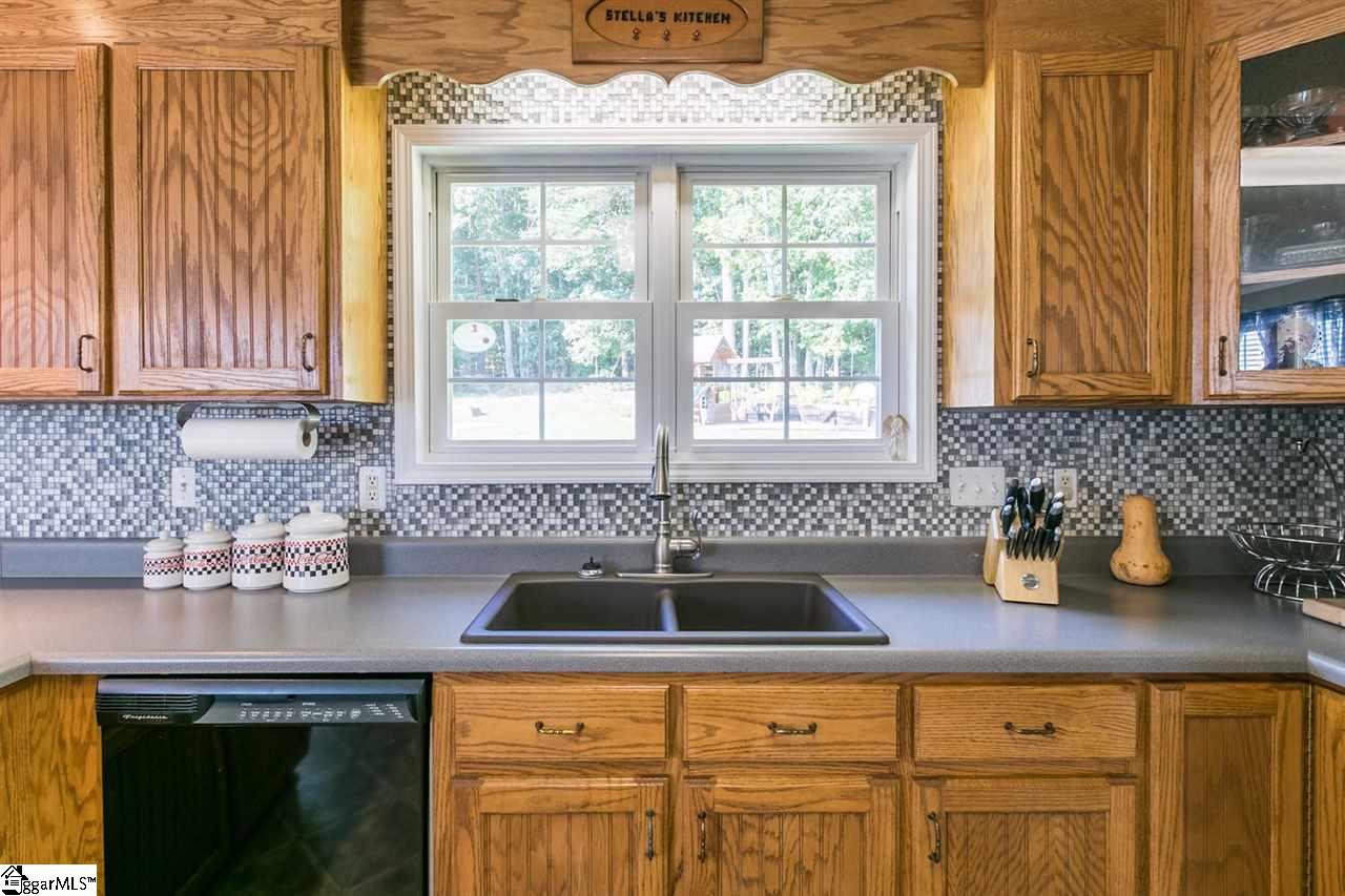 5076 Jordan Road Greer, SC 29651 - Photo 23 of 36
