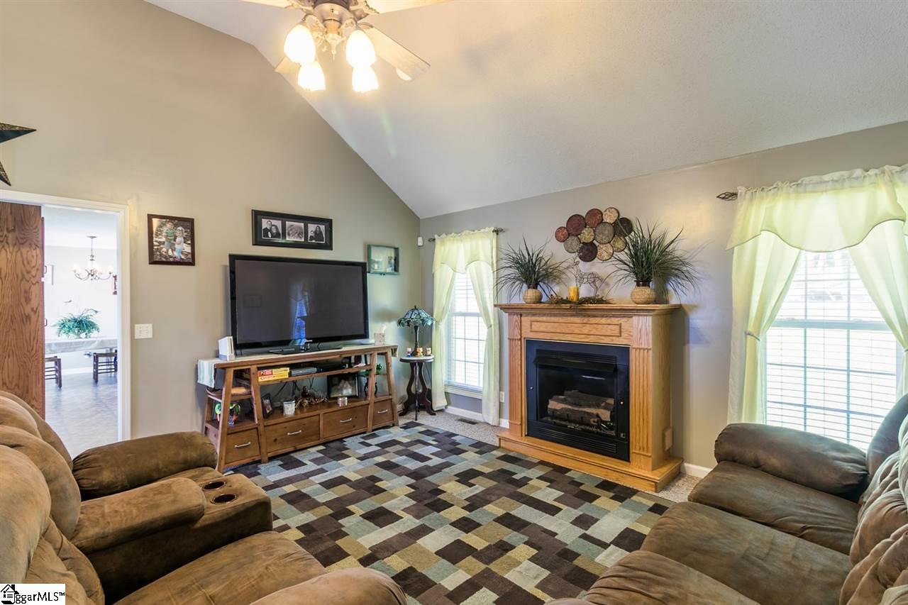 5076 Jordan Road Greer, SC 29651 - Photo 27 of 36
