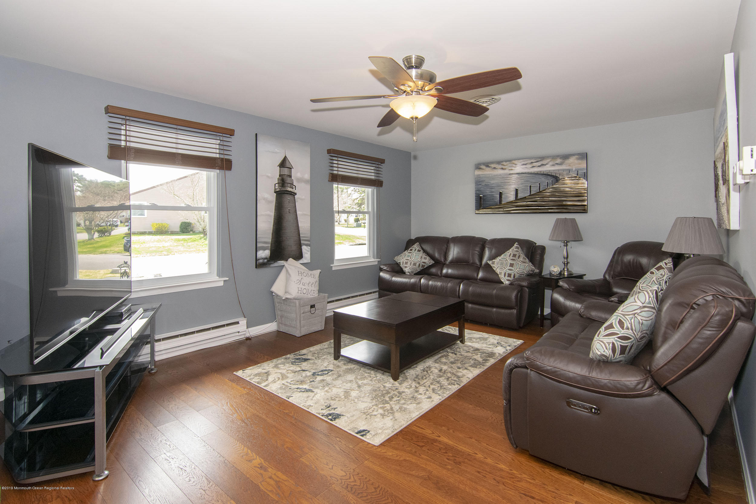 Spacious Living Room