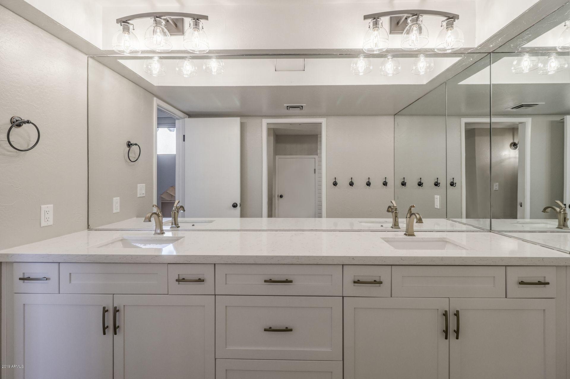 4438 East Camelback Road, Unit 148 Phoenix, AZ 85018 - Photo 22 of 34 20