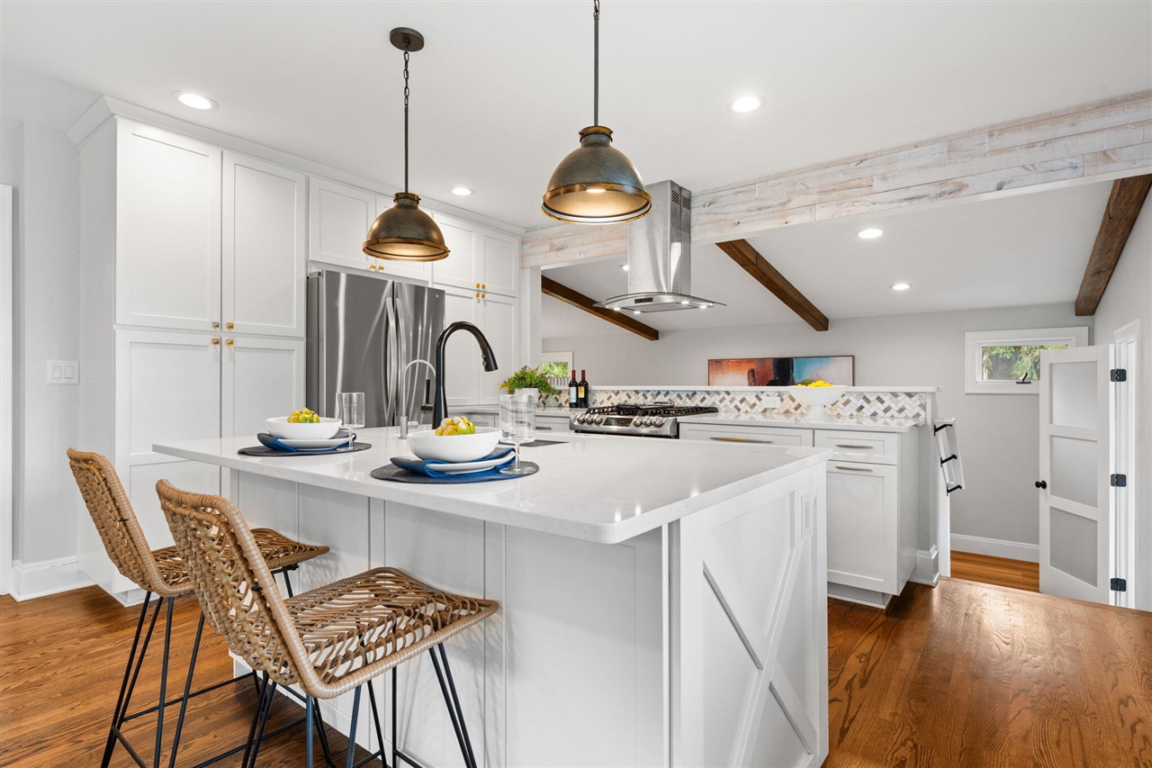 2050 Camelot Road Ann Arbor, MI 48104 - Photo 11 of 67