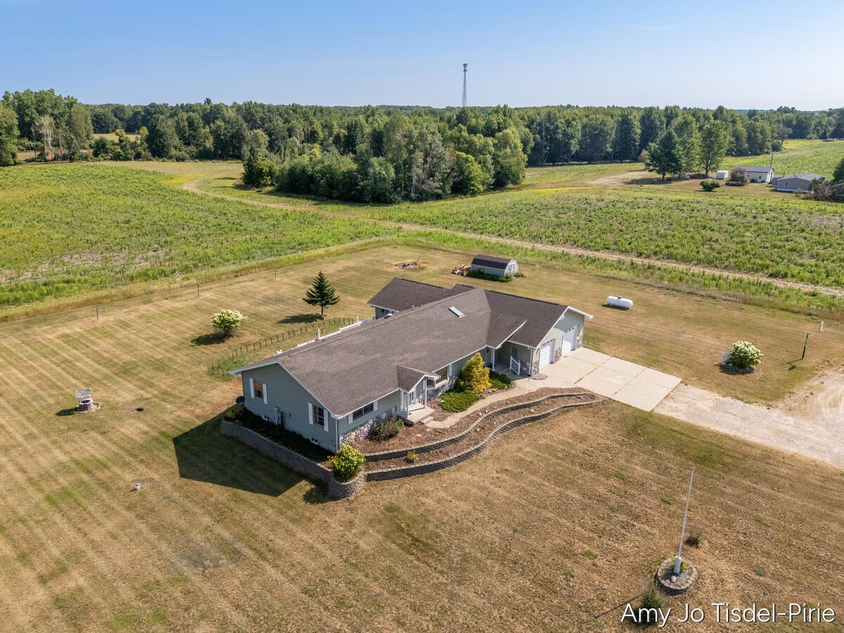 16972 West Stanton Road Trufant, MI 49347 - Photo 34 of 39 Gallery Image 34