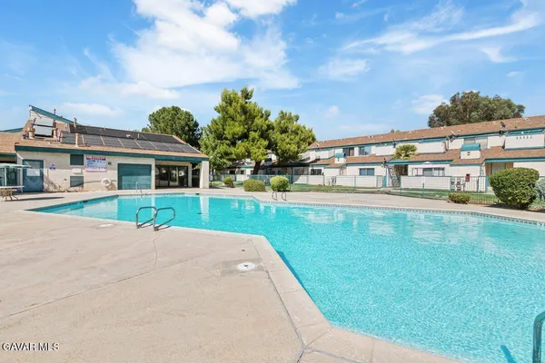 $220,000 | 44544 15th Street East, Unit 9, Lancaster, CA 93535