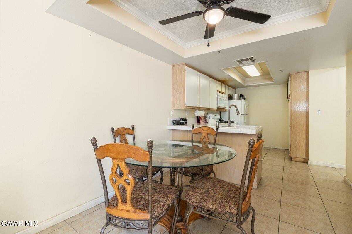 44544 15th Street East, Unit 9 Lancaster, CA 93535 - Photo 5 of 18 IMG_5300