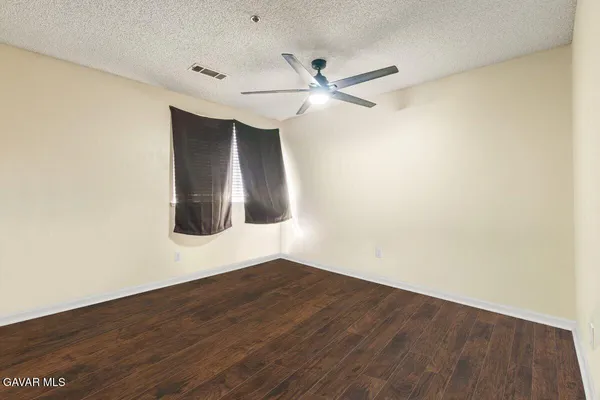 $220,000 | 44544 15th Street East, Unit 9, Lancaster, CA 93535