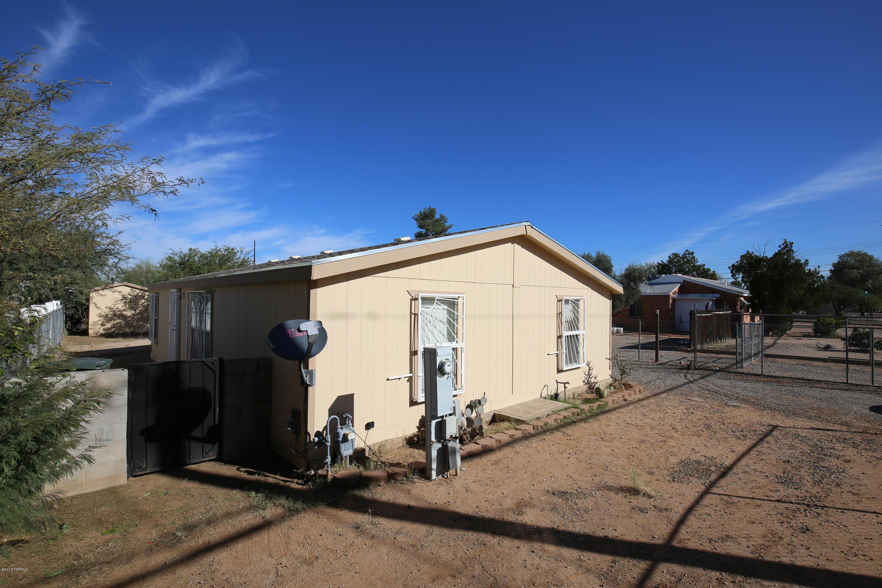 113 East Delano Street Tucson, AZ 85705 - Photo 1 of 16