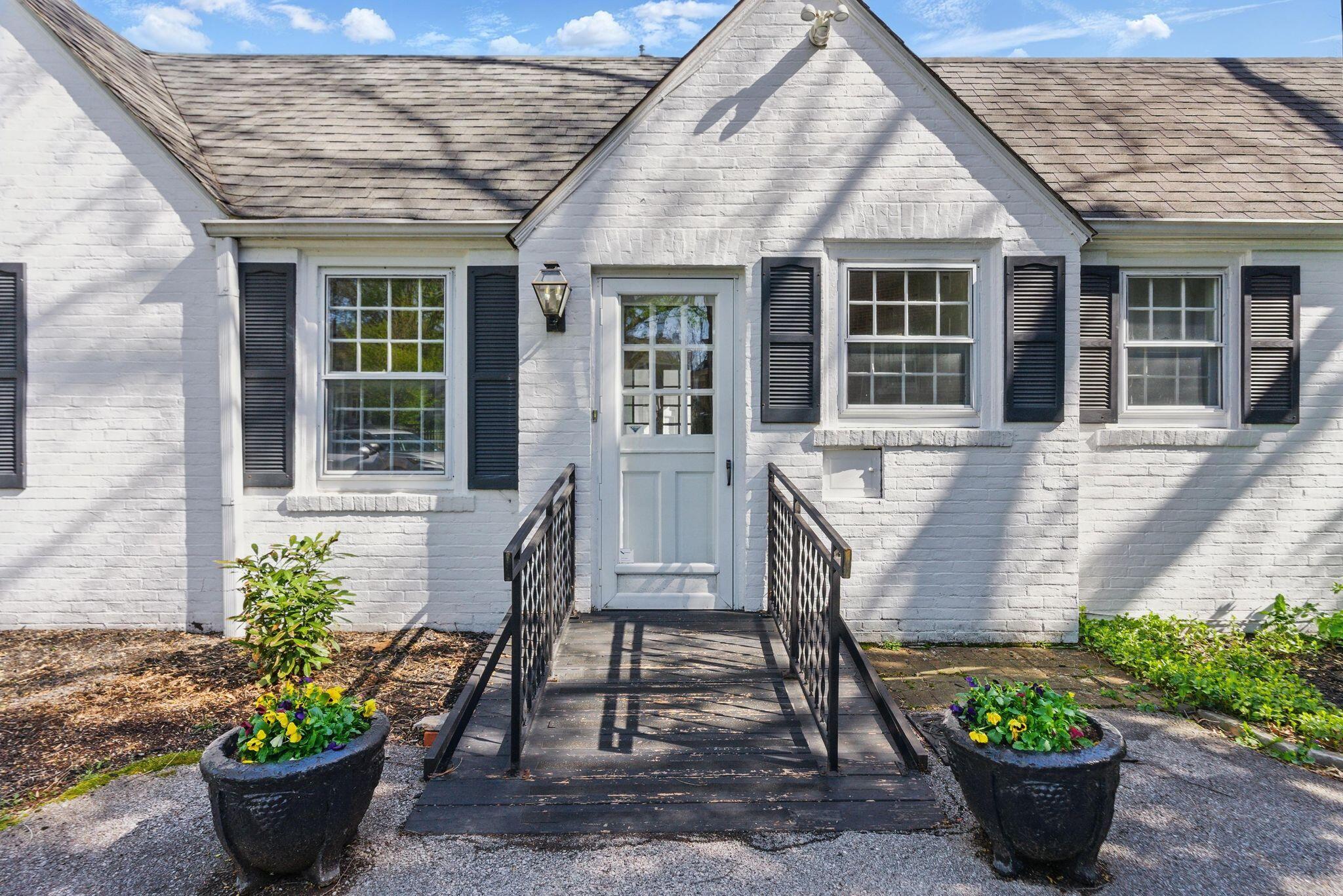 216 Ridgeway Road Lexington, KY 40502 - Photo 64 of 67 74_Photo_081