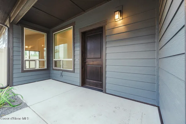 $499,900 | 8424 North Snowflake Lane, Hayden, ID 83835