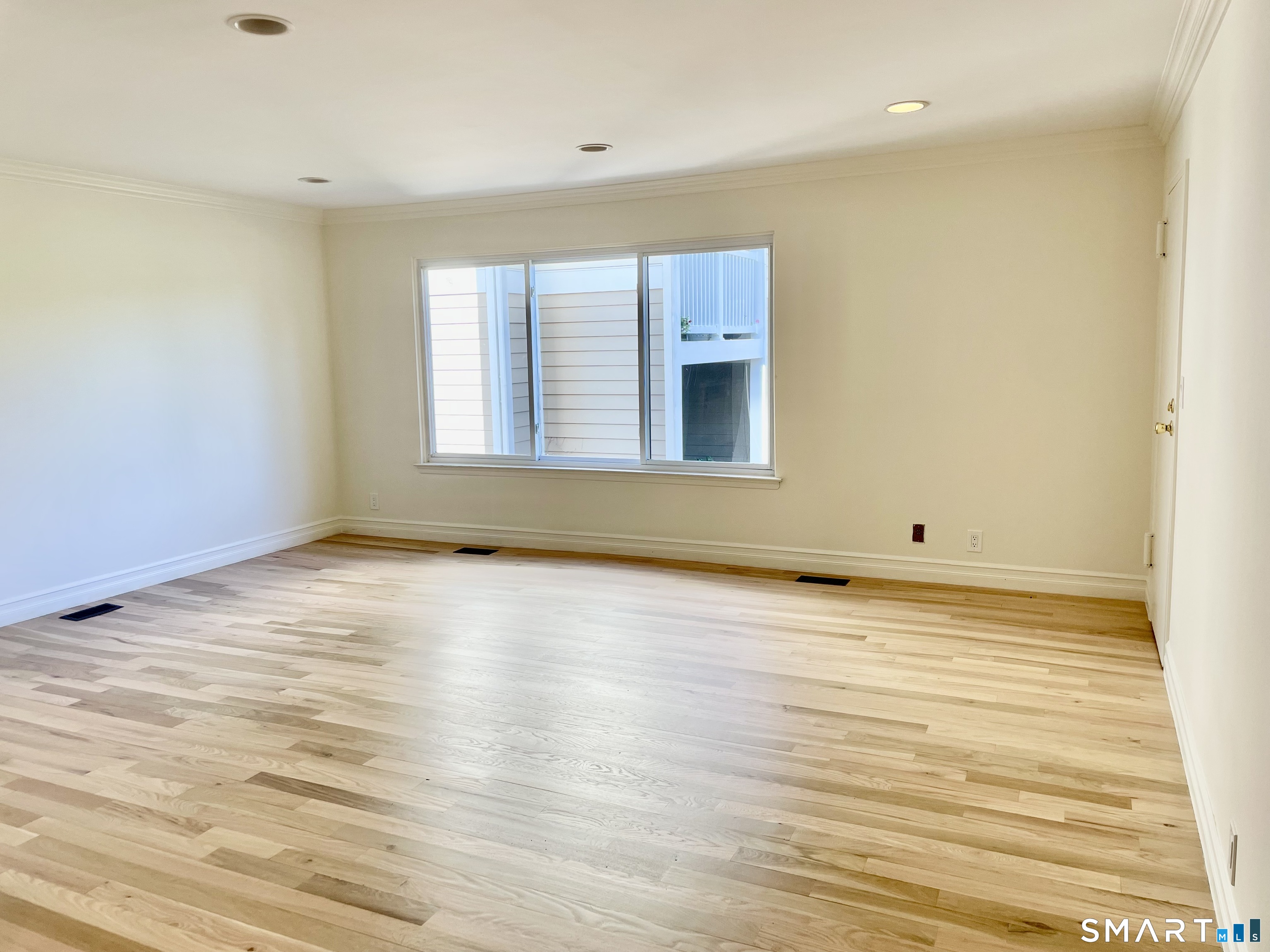 17 Keeler Close, Unit 17 Ridgefield, CT 06877 - Photo 10 of 17 Bright and Light