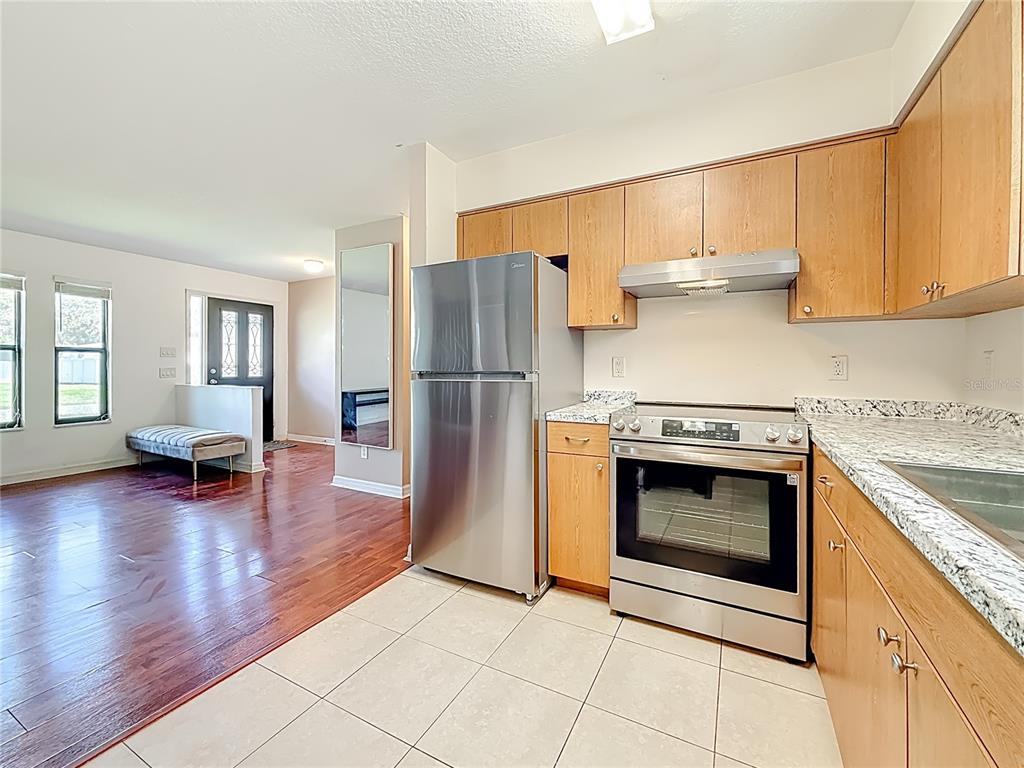 2372 18th Avenue Southwest Largo, FL 33774 - Photo 13 of 80