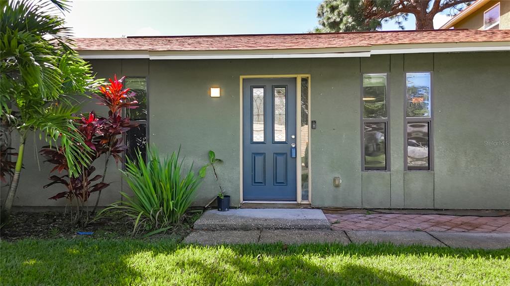 2372 18th Avenue Southwest Largo, FL 33774 - Photo 5 of 80