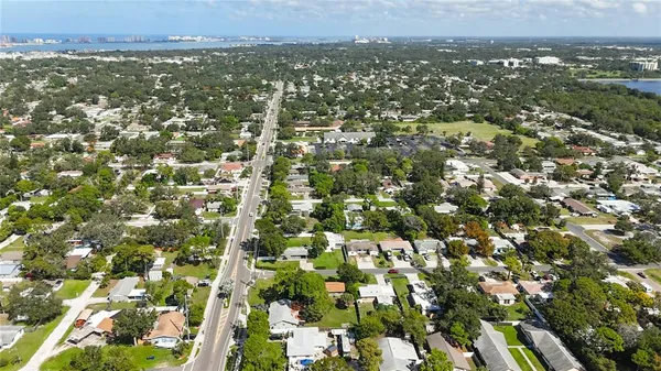 $434,999 | 2372 18th Avenue Southwest, Largo, FL 33774