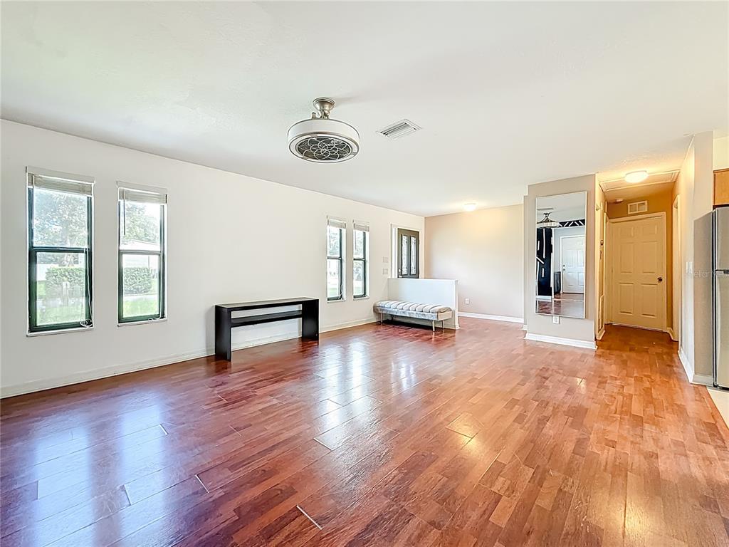 2372 18th Avenue Southwest Largo, FL 33774 - Photo 8 of 80