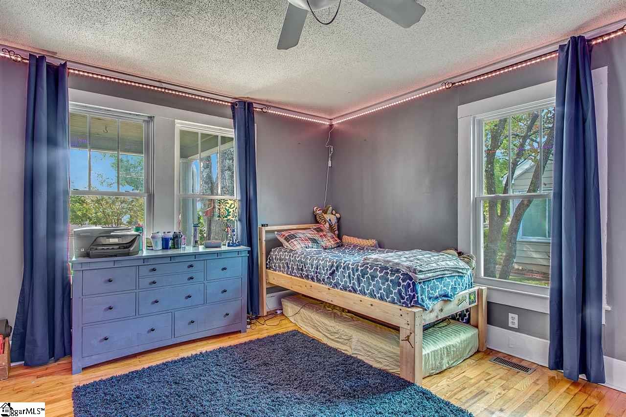 308 North Main Street Travelers Rest, SC 29690 - Photo 29 of 36