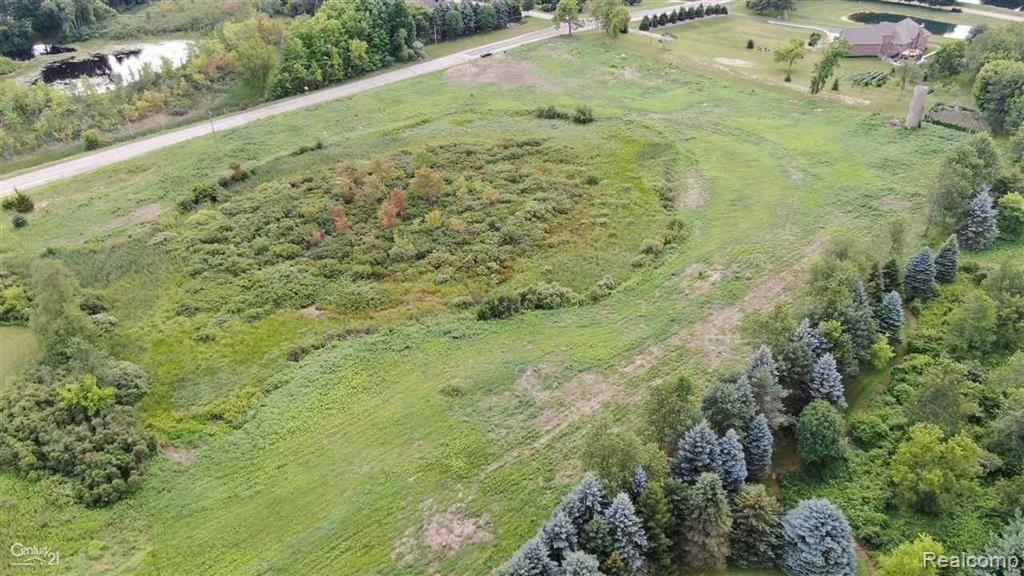 32 32 Mile Road Romeo, MI 48065 - Photo 9 of 13