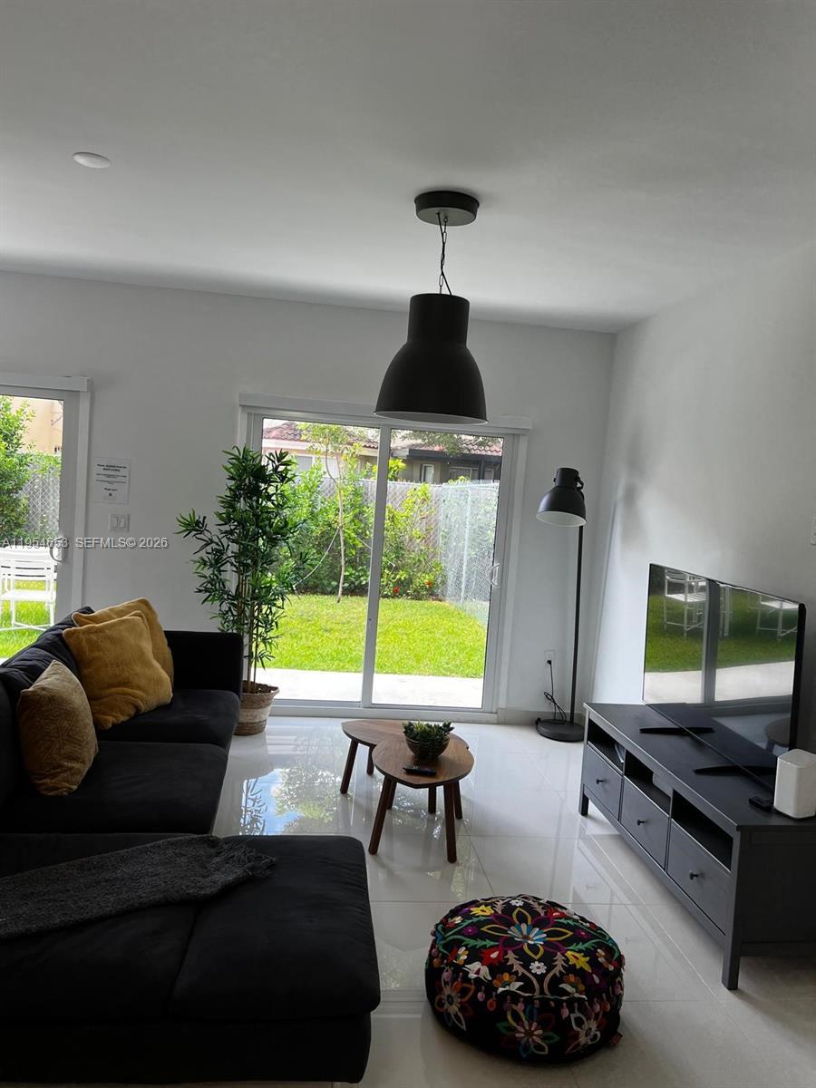 13660 Southwest 260th Street Homestead, FL 33032 - Photo 14 of 35