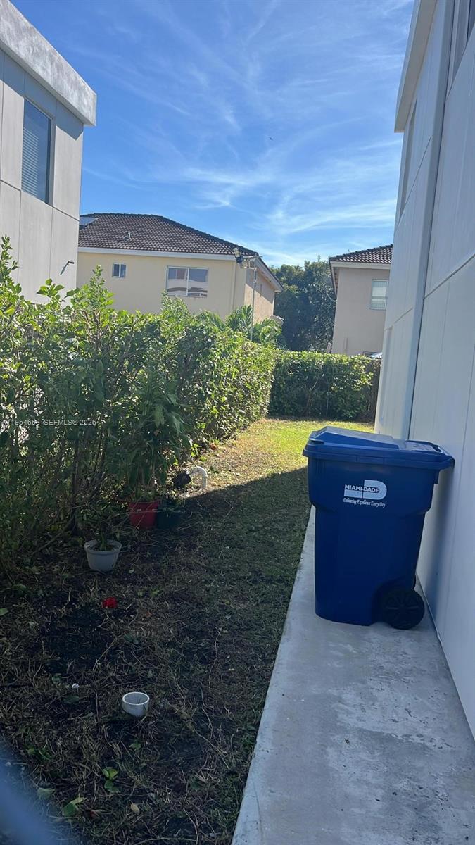 13660 Southwest 260th Street Homestead, FL 33032 - Photo 18 of 35