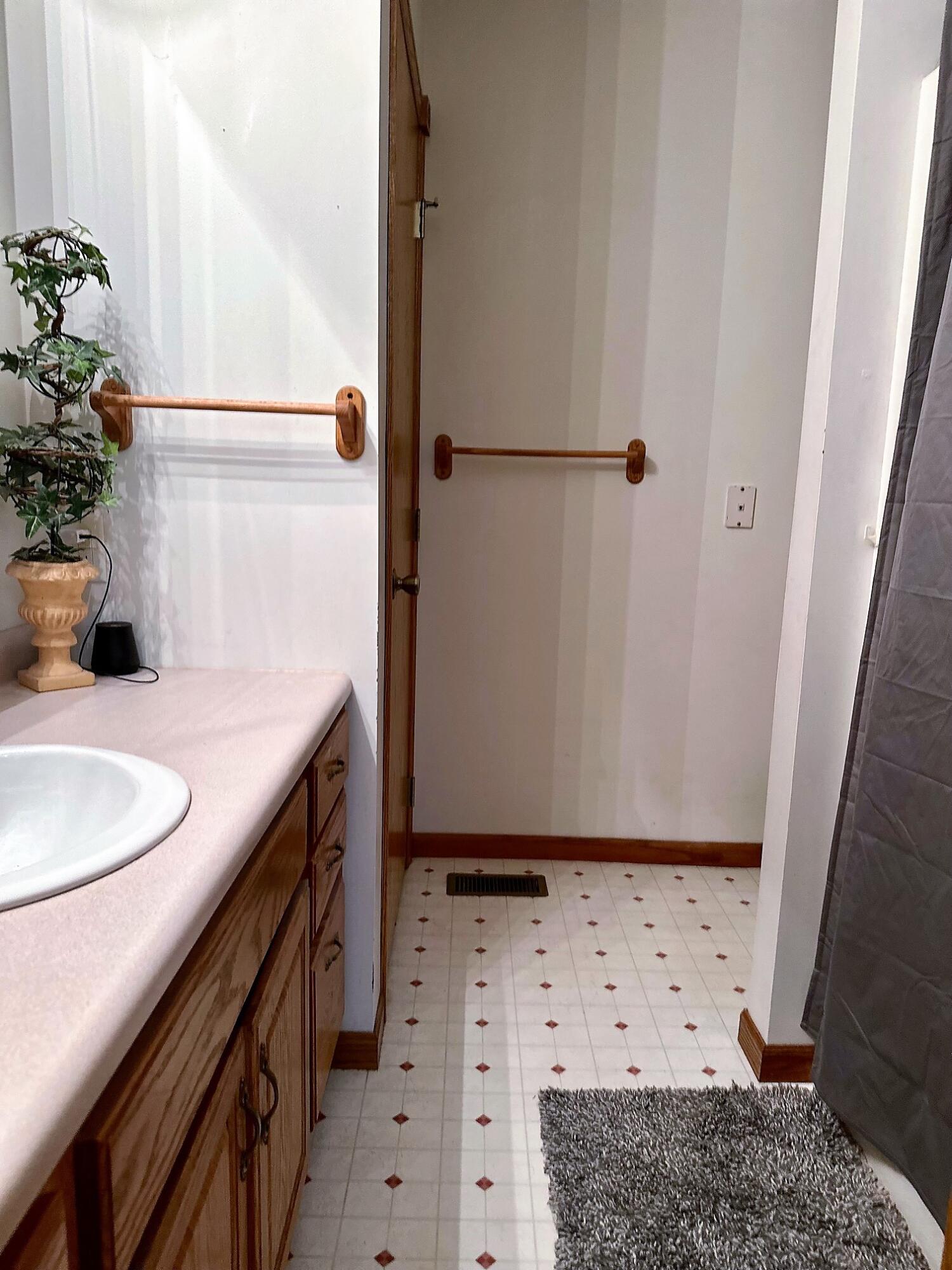 521 Rock Fork Road Morehead, KY 40351 - Photo 14 of 21 master bath