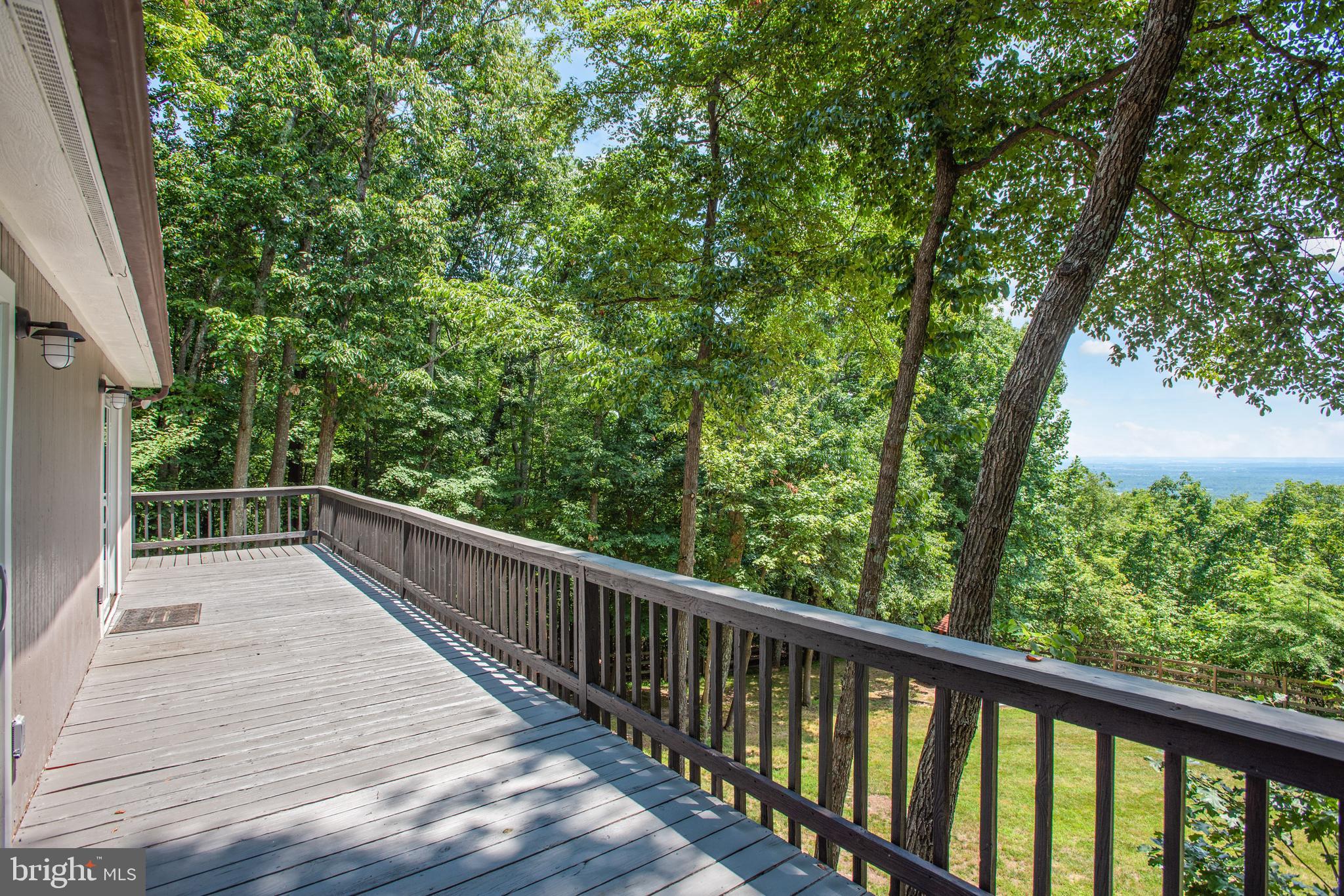 1619 Summit Drive Haymarket, VA 20169 - Photo 14 of 50