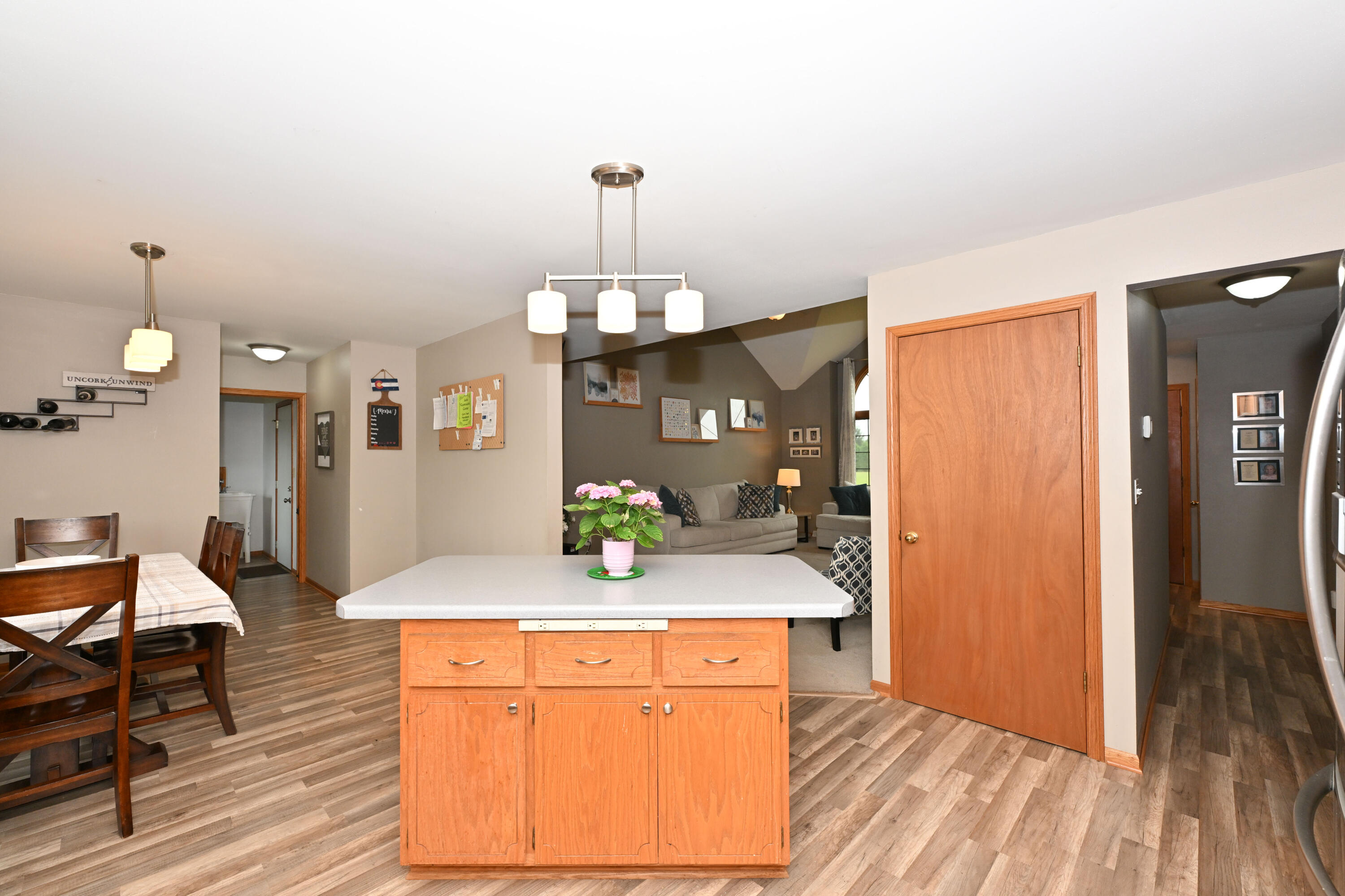 118 McKenzie Road Mukwonago, WI 53149 - Photo 14 of 36 Kitchen
