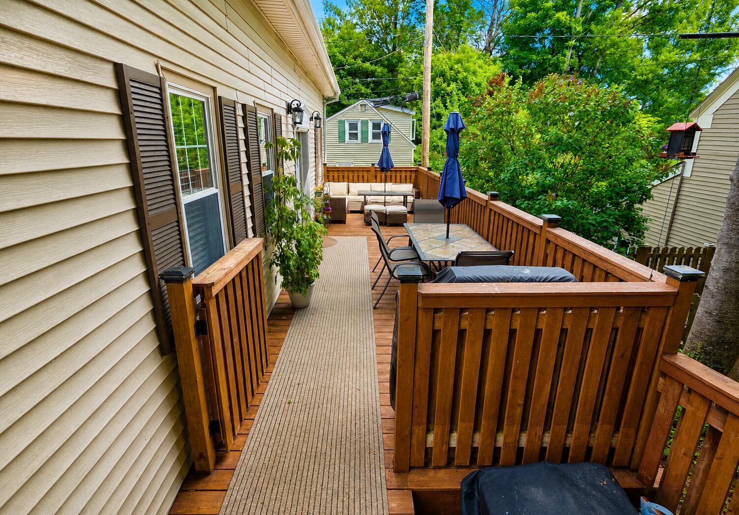 10 Danforth Street Wiscasset, ME 04578 - Photo 4 of 9 76686C4E-9654-4349-A0E3-D584A0DC13C9