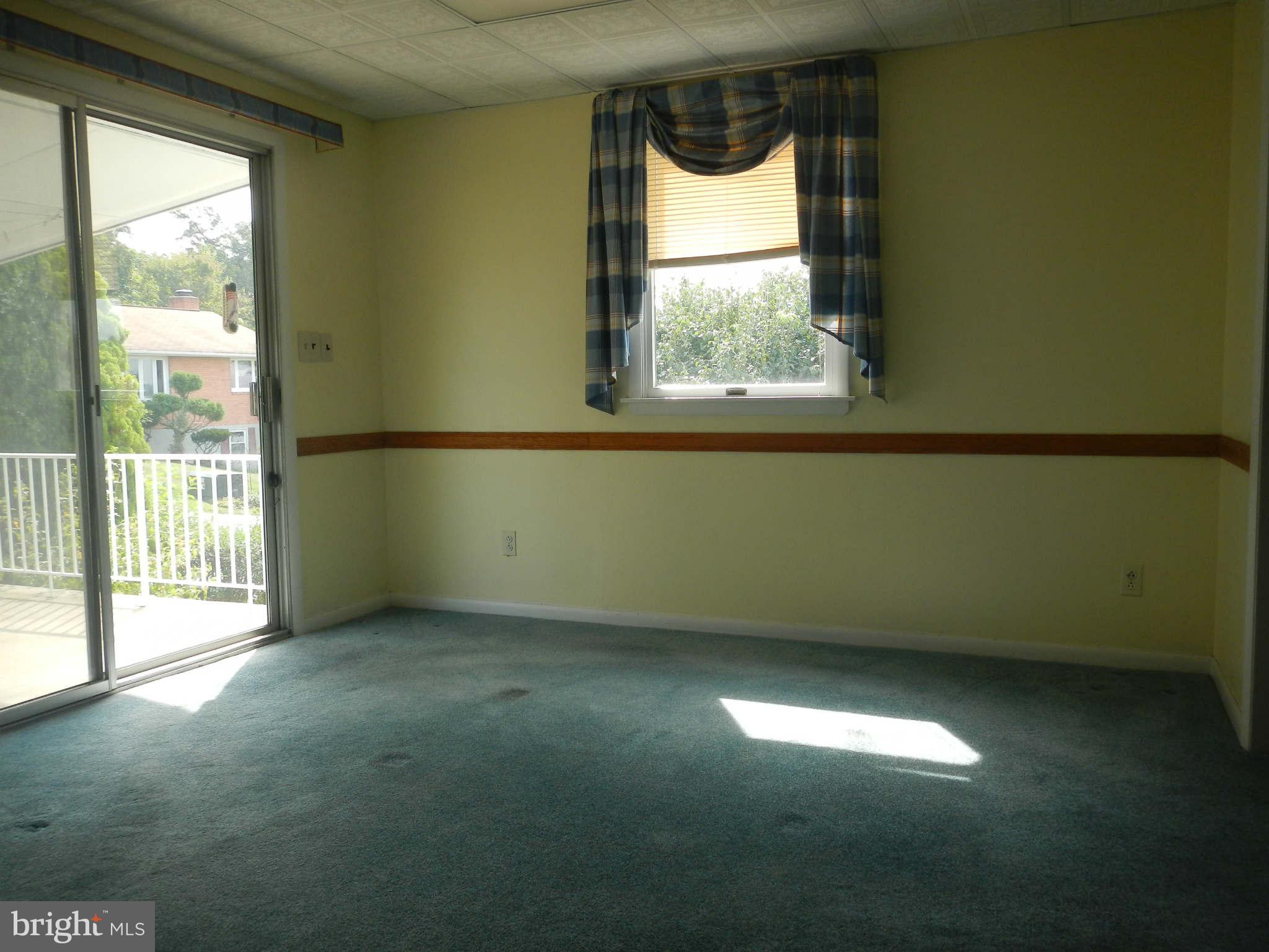 7823 Perry Road Baltimore, MD 21236 - Photo 3 of 21 Dining Room