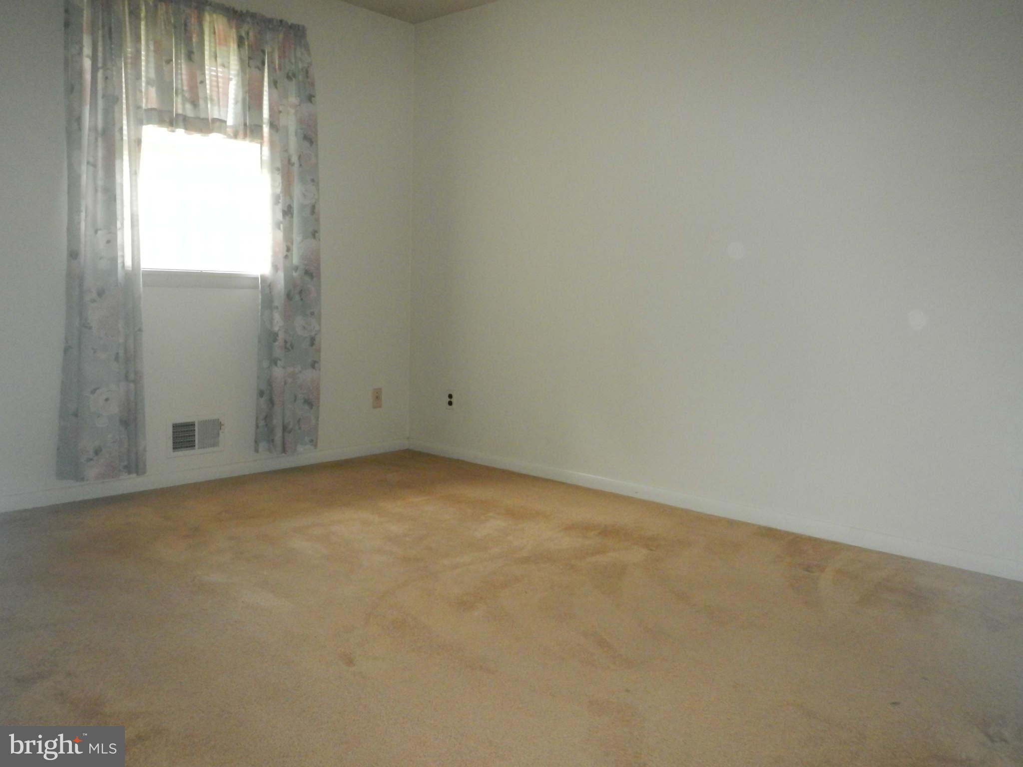 7823 Perry Road Baltimore, MD 21236 - Photo 9 of 21 Bedroom