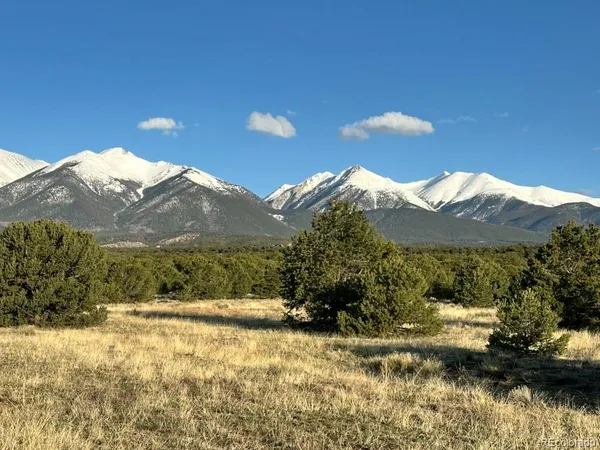 $950,000 | 14041 US Highway 285, Salida, CO 81201