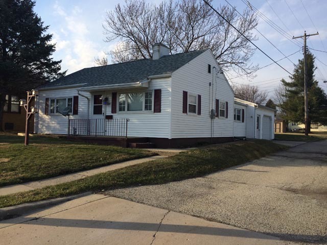 515 Maple Road LaSalle, IL 61301 - Photo 1 of 8 Gallery Image 1