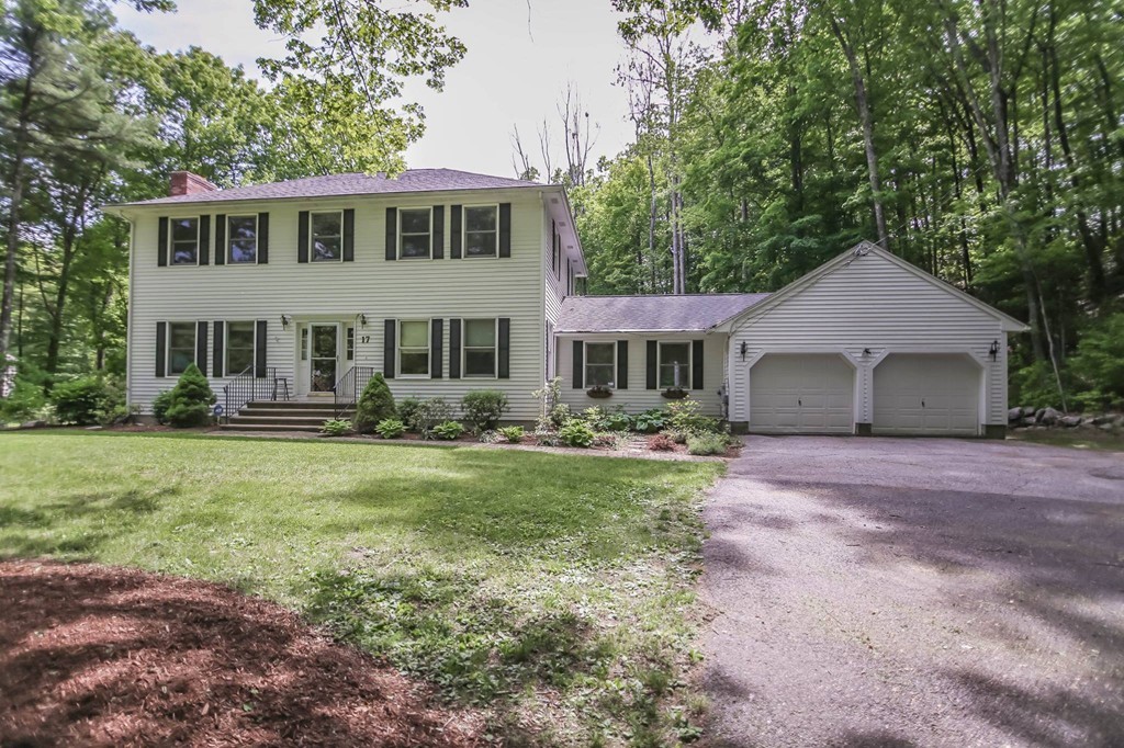 17 Allen Road Sturbridge, MA 01566 - Photo 1 of 30