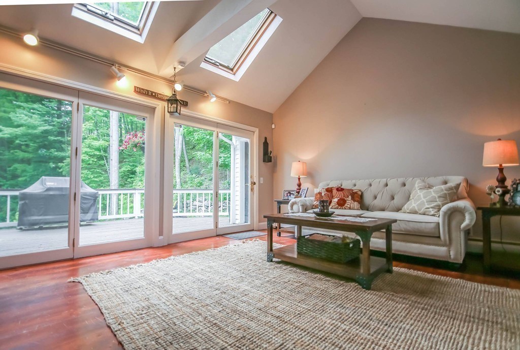 17 Allen Road Sturbridge, MA 01566 - Photo 11 of 30