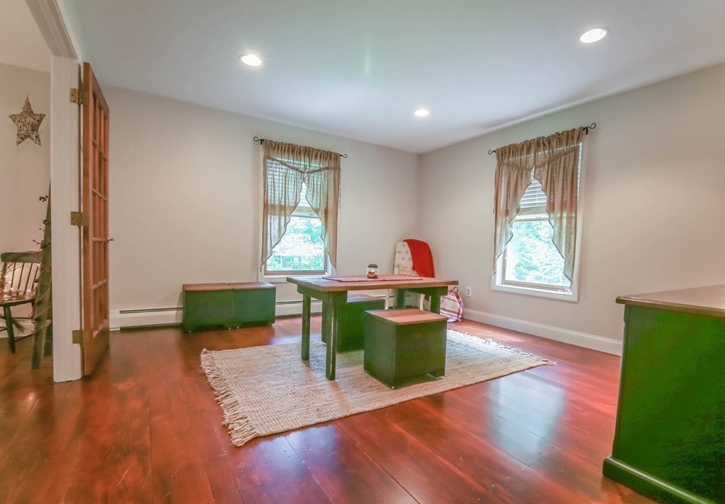 17 Allen Road Sturbridge, MA 01566 - Photo 14 of 30