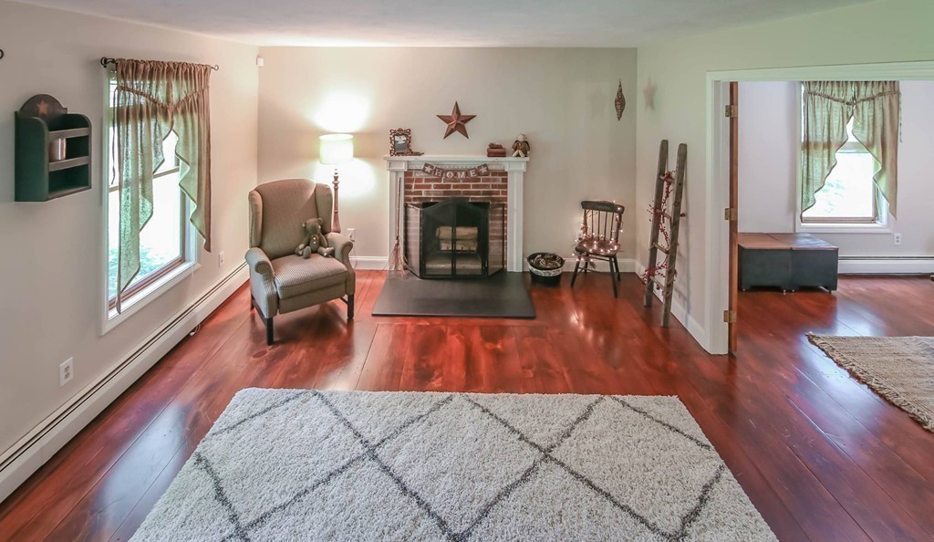 17 Allen Road Sturbridge, MA 01566 - Photo 8 of 30