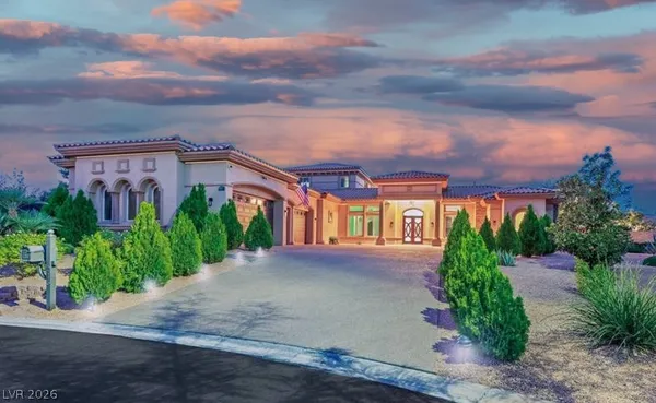 $2,695,000 | 216 Starlite Drive, Las Vegas, NV 89107