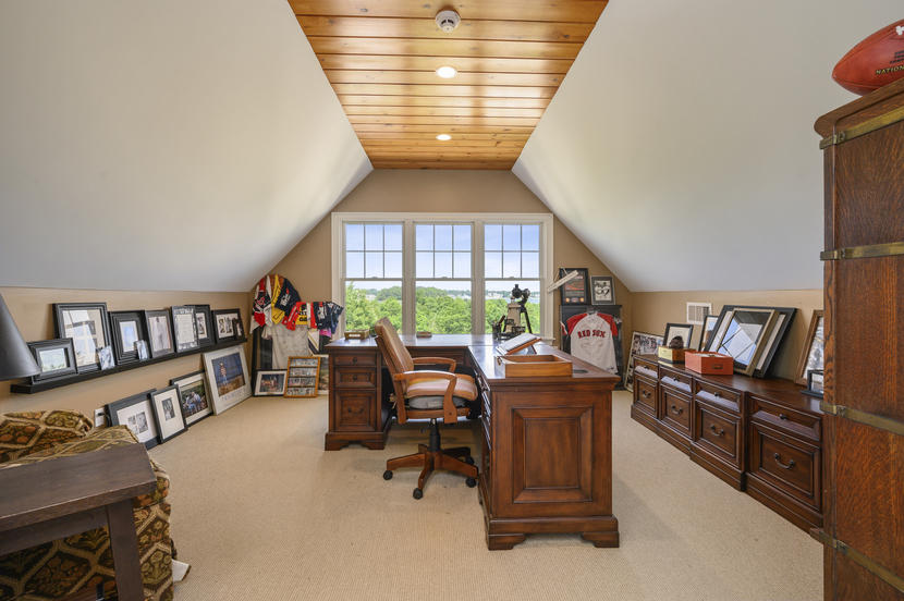 8 BURGESS POINT Shores Wareham, MA 02571 - Photo 34 of 65 064-photo-office-8435916