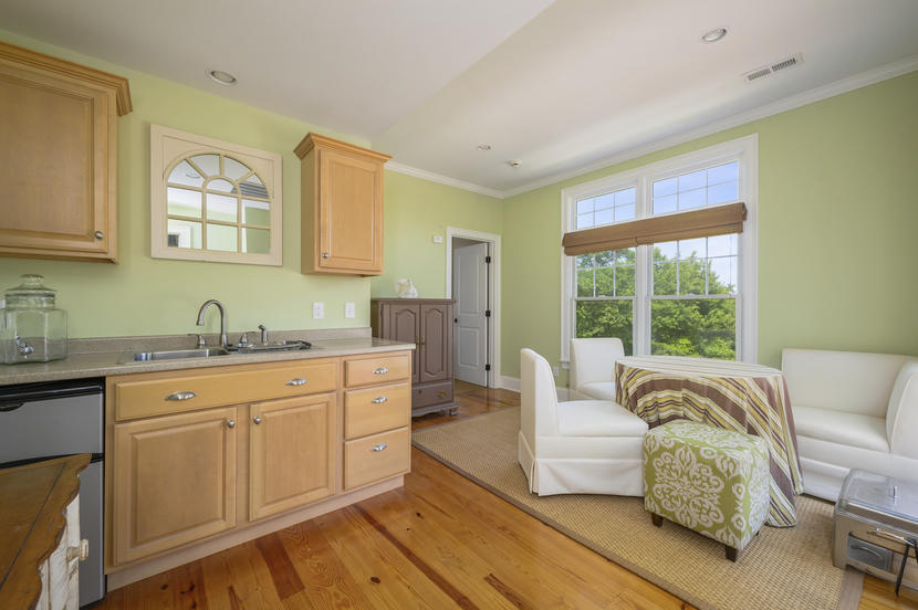 8 BURGESS POINT Shores Wareham, MA 02571 - Photo 47 of 65 026-photo-bonus-room-8435914