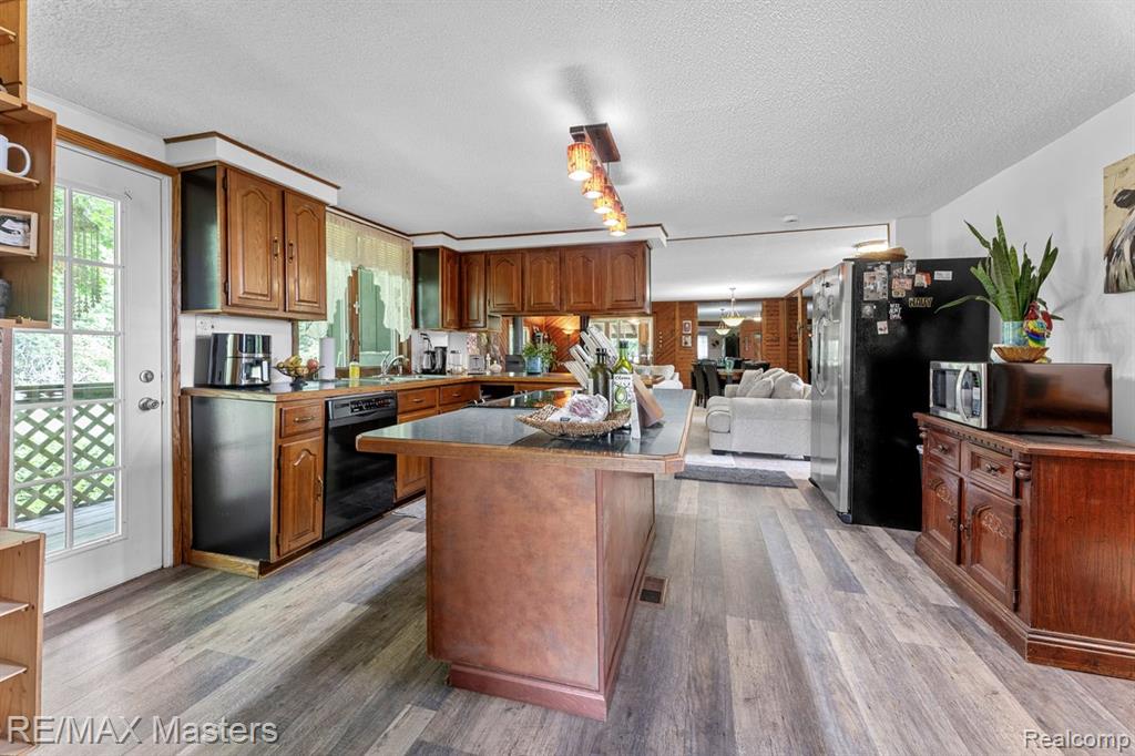 3337 Will Carleton Road Flat Rock, MI 48134 - Photo 6 of 24