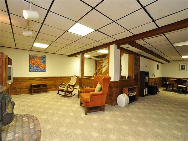 112 Prescott Road Boxborough, MA 01719 - Photo 21 of 30 a room with gym equipment