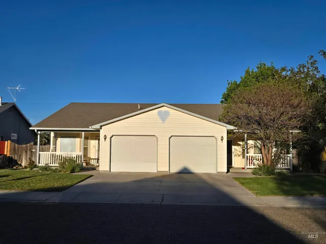 $339,500 | 1680 Pennington Drive, Ontario, OR 97914