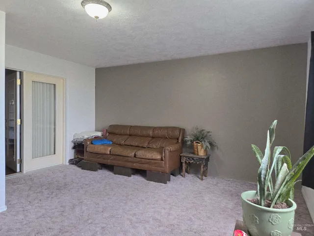 $339,500 | 1680 Pennington Drive, Ontario, OR 97914