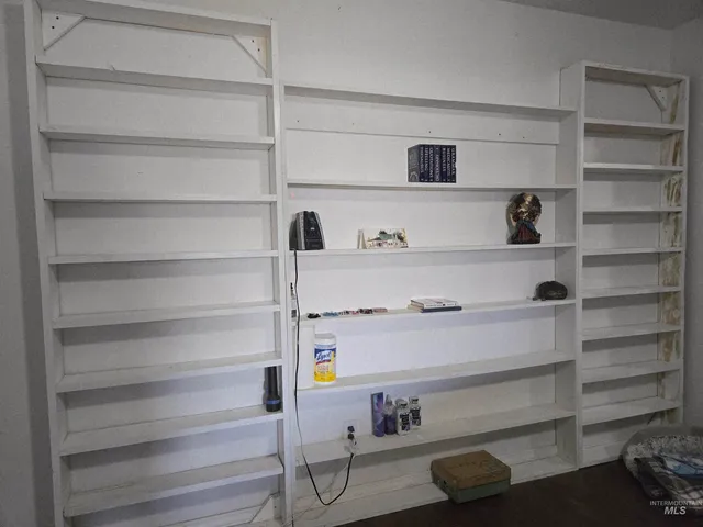 $339,500 | 1680 Pennington Drive, Ontario, OR 97914