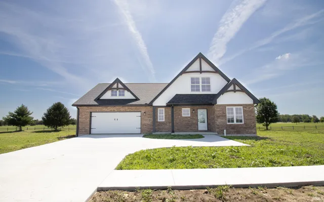 $395,000 | 1041 South Huntsville Road, Winchester, IN 47394