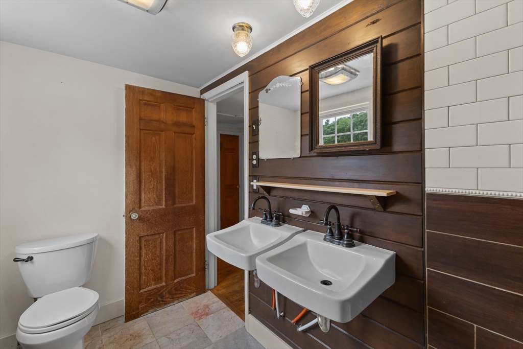 109 Rutherford Road Oakham, MA 01068 - Photo 29 of 42 Gallery Image 29